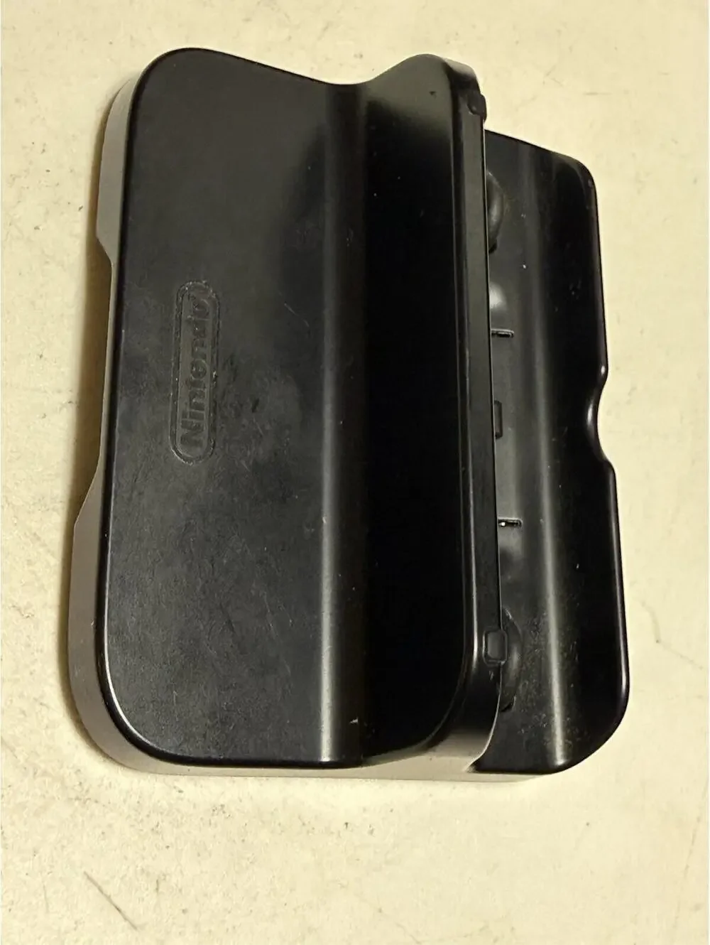 Wii Nintendo WUP-014 Black Handheld Game Pad Controller Charger Cradle Dock
